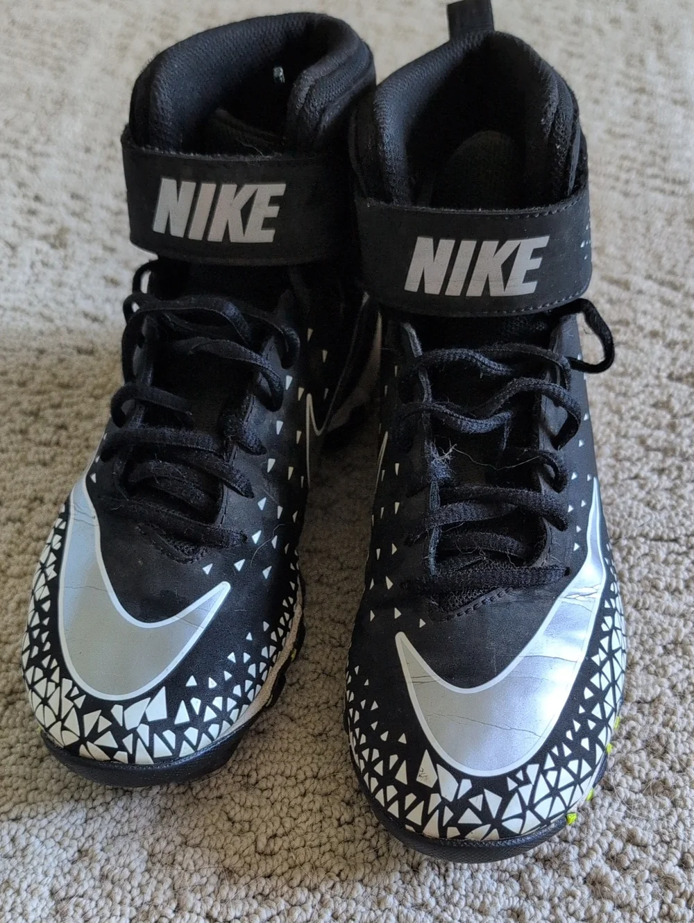 Youth Nike Kids Black & Silver High-Top Cleats